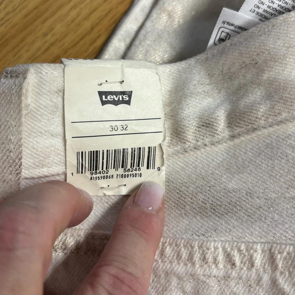 NWT Levi's 501 Coated Jeans Straight Leg 30/32 - Picture 9 of 14